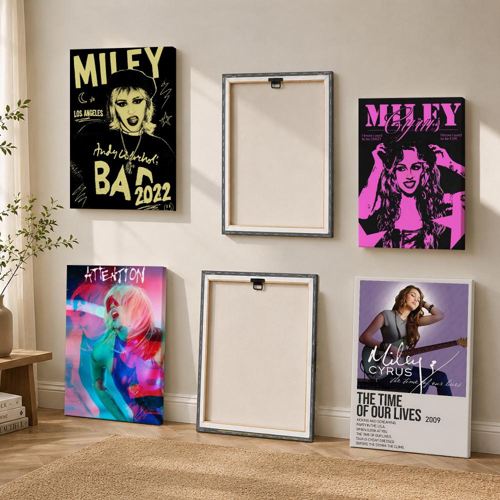 Pop Rock şarkıcısı M-Miley Cyr - Live Rock incelemesi ve fiyatı